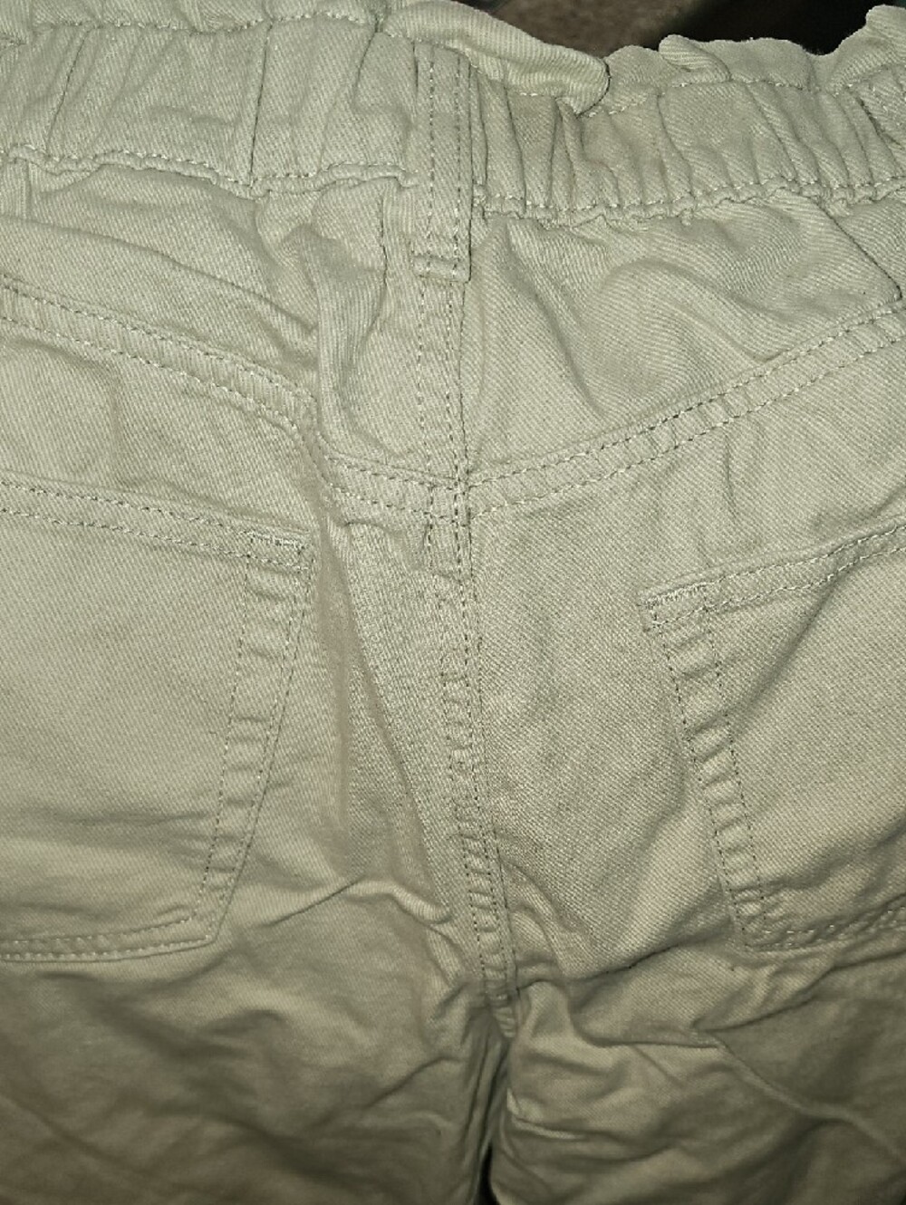 Divided Cream Women's Pants Trousers Ruffle Waist Size 6 - Picture 9 of 11